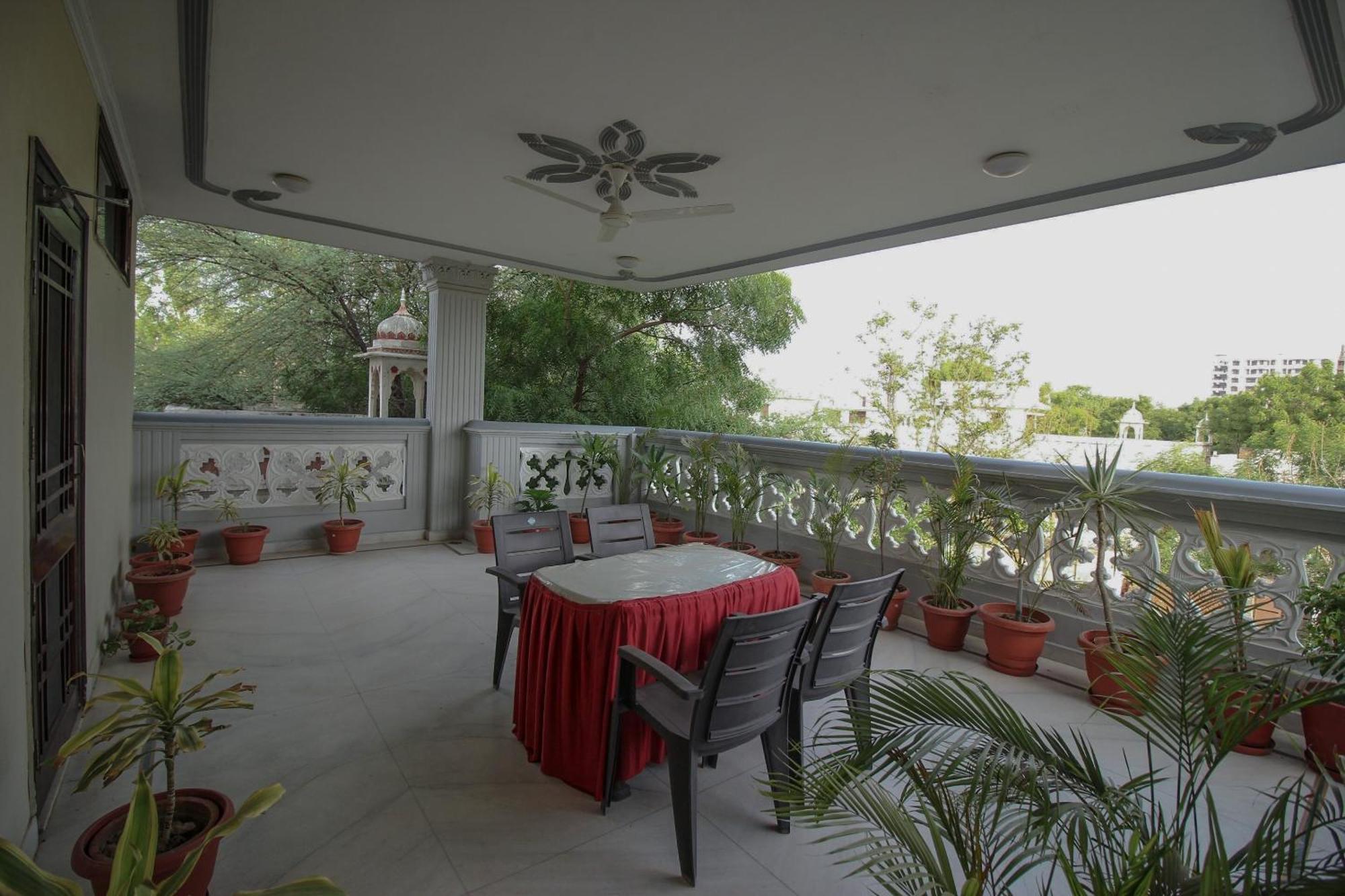 Super Hotel O Jaipur Stays Εξωτερικό φωτογραφία